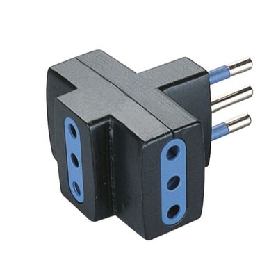 Adatattore multiplo con spina 10A 2P+T + 3 prese