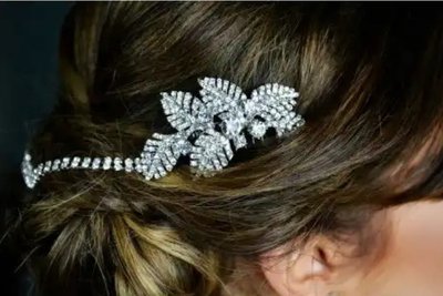 Silver Diamante hair chain comb
