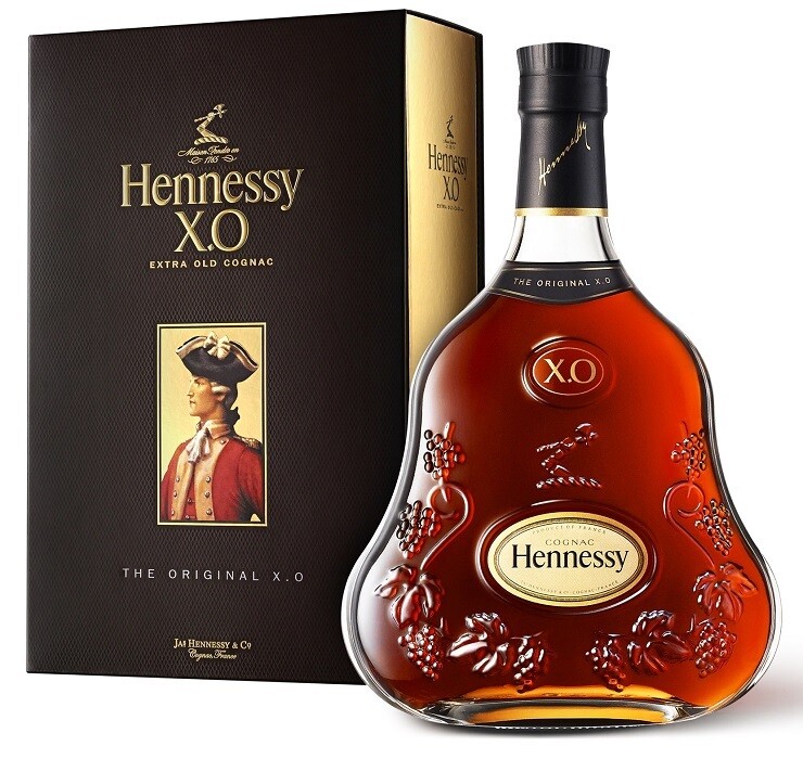 Hennessy XO Cognac (Limited Edition Black Box)