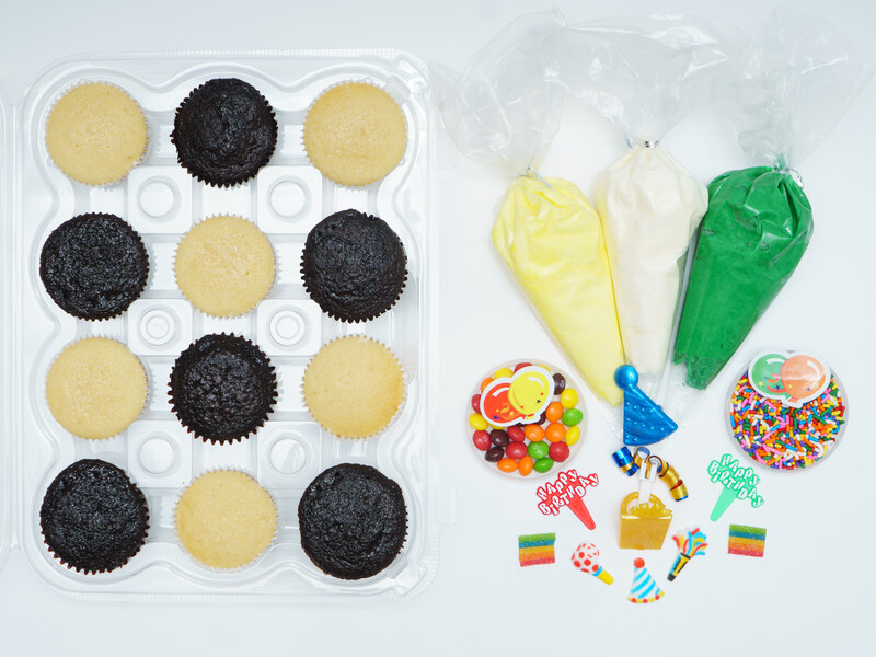 Birthday DIY Cupcake Decorating Kit