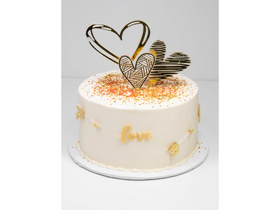 Gold Hearts & Arrows Cake