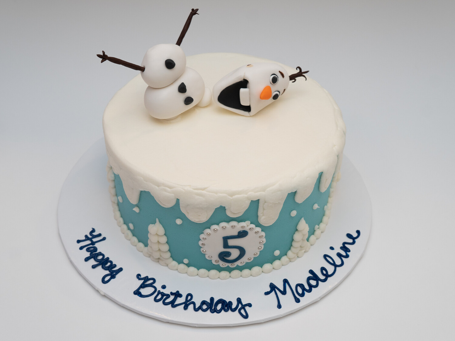 Olaf Lost His Head Cake