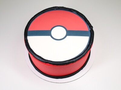 Pokémon Pokéball Image Cake
