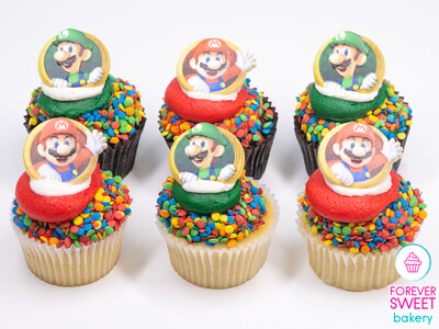 Super Mario and Luigi Decorated Cupcakes, Quantity: 6 Cupcakes