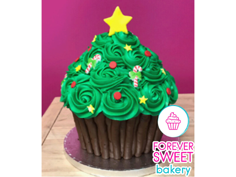 Giant Christmas Tree Cupcake Cake