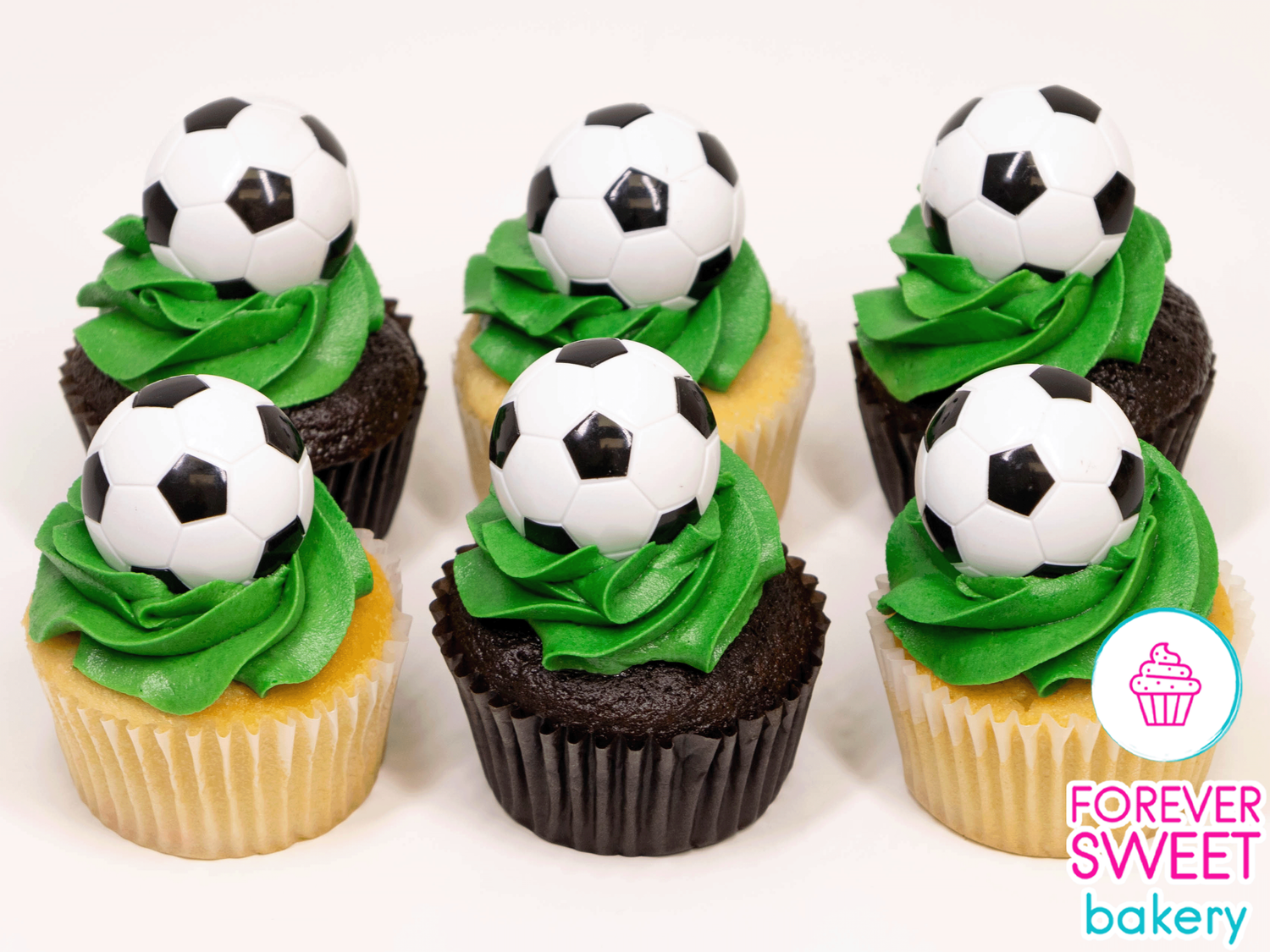 Soccer Ball Ring Cupcakes