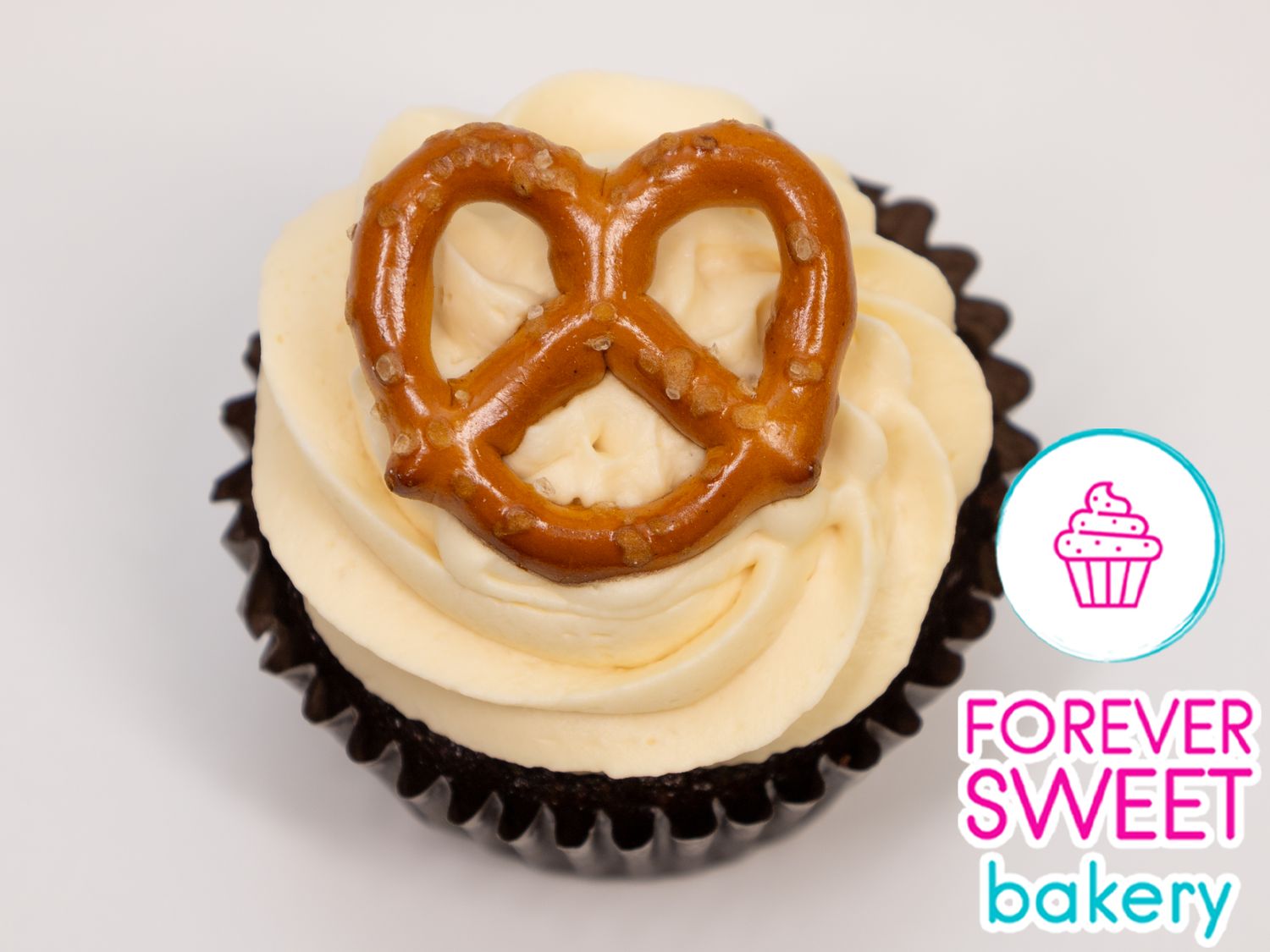 Chocolate Caramel Salted Pretzel Cupcake