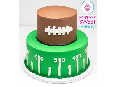 2 Tier Football &amp; Yard Lines Cake