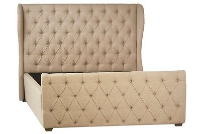 Avery Tufted Queen Bed