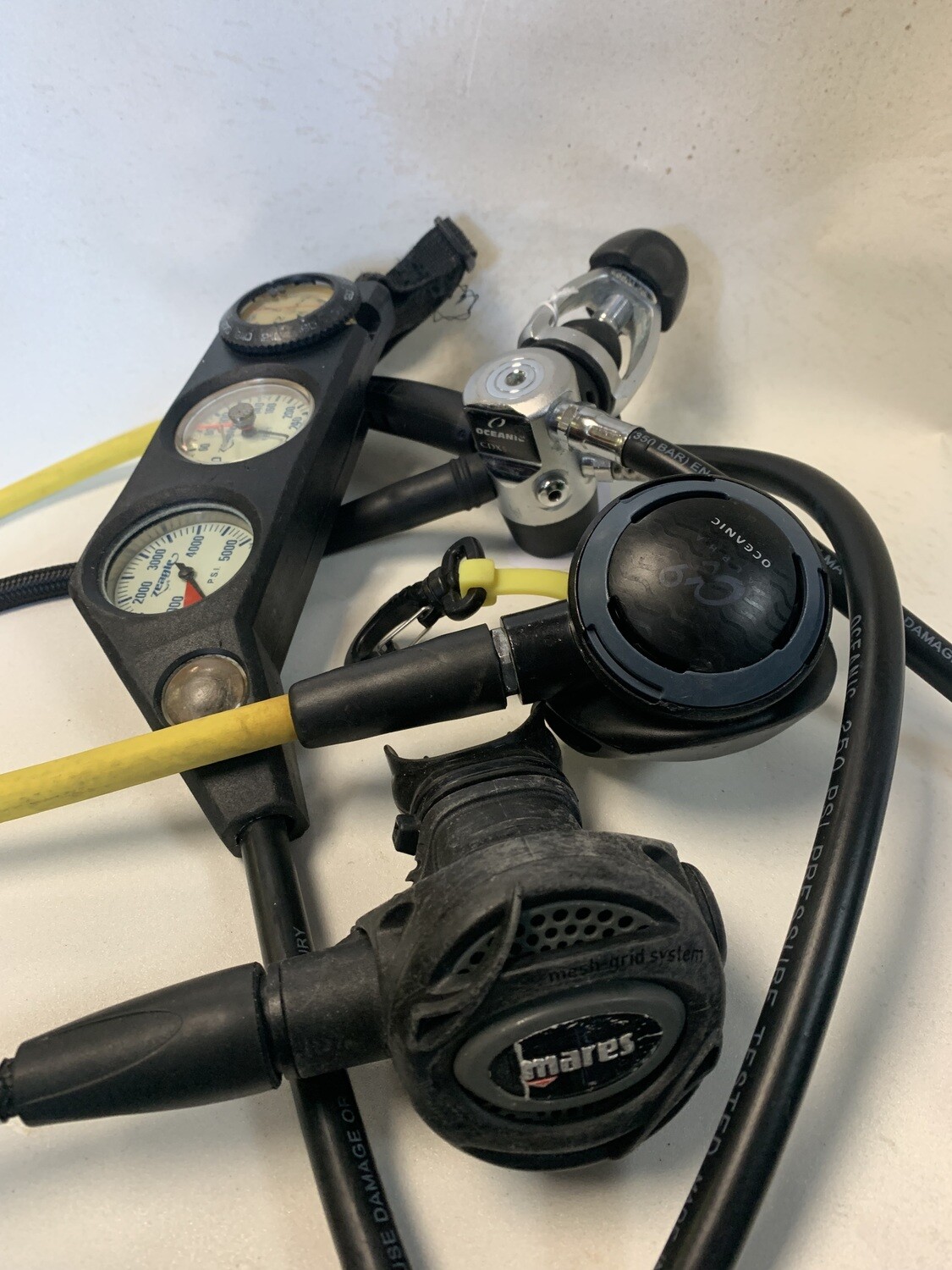 Oceanic/Mares Rregulators, Used