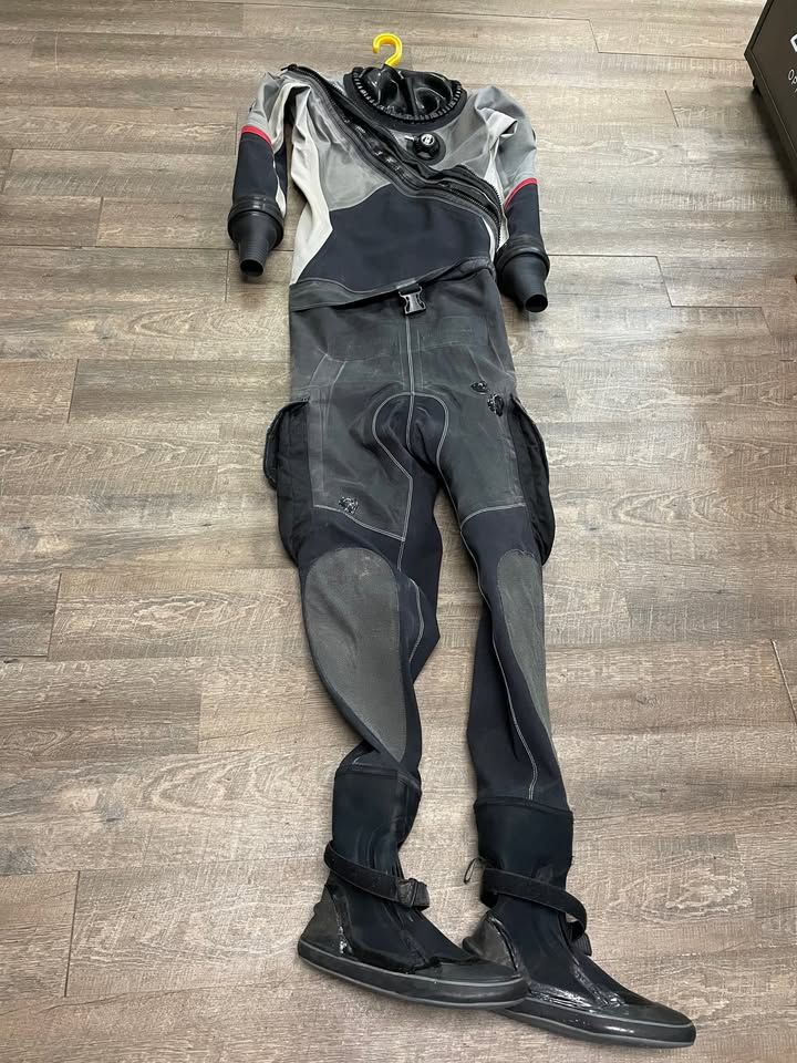 Santi Men's E.Motion Plus Drysuit