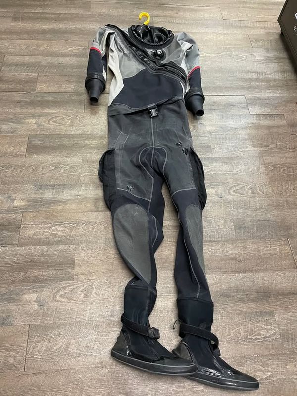 Santi Men's E.Motion Plus Drysuit