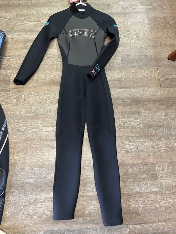 Womens XXS One Piece 2-3mm Wetsuits