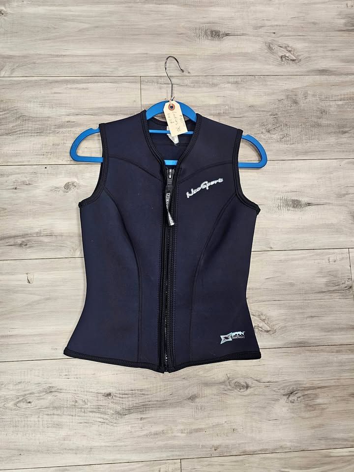XS Zipped Neoprene Vest