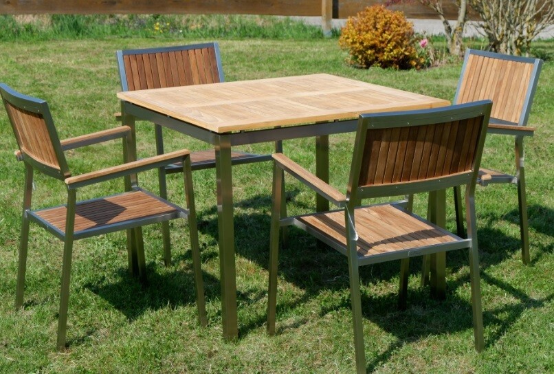 VRTNA GARNITURA KUBA – TEAK A RAZRED + INOX miza 90x90 cm + 4x stoli