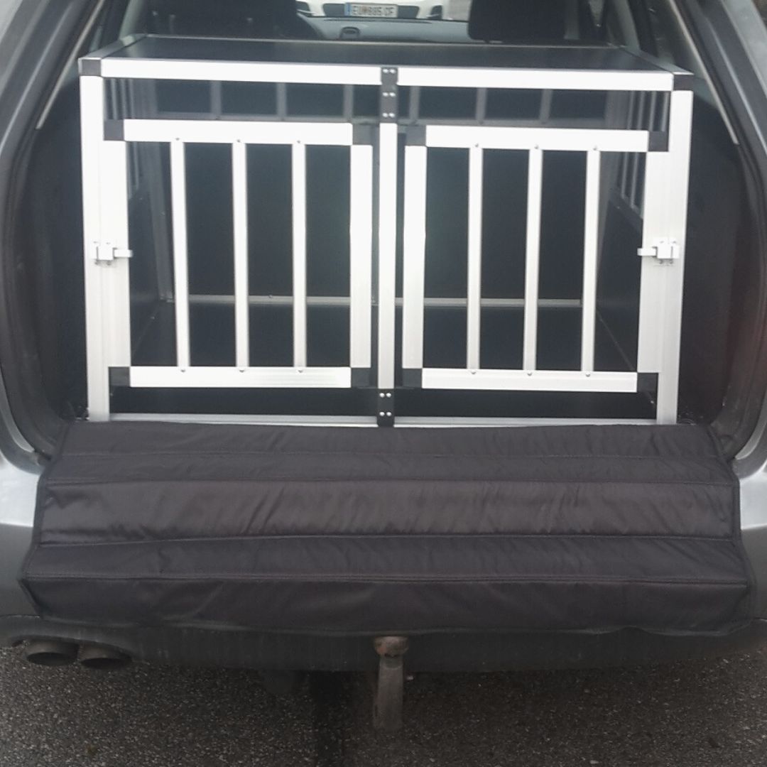 Podloga in zaščita za odbijač M - 95 × 51 cm