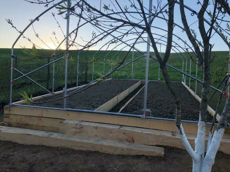 Rastlinjak PROFI TUNEL Z VIŠJO STRANSKO VIŠINO - širine 4 m