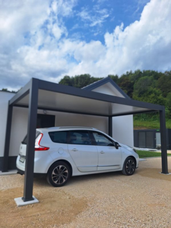 TOP ALU CARPORT – AVTO NADSTREŠEK š3m x d5,3m x v2,55m