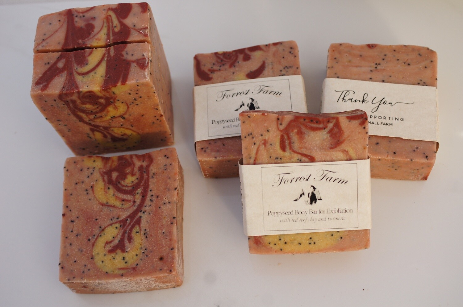Poppyseed Body Bar for Exfoliation