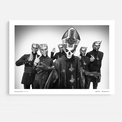 BACKSTAGE SÉRIES - Ghost Photo backstage Ghost Papa Emeritus III Nameless Ghouls masques par Eric CANTO - Tirage d'art signé série Backstage