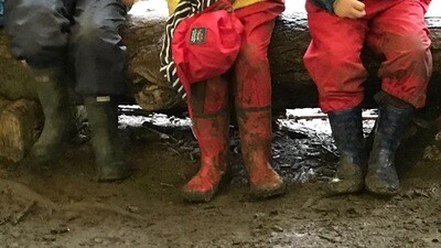 Five Inspiring Forest School Sessions from Thursday 28th April 2022
with Mindy  - Forest School Teacher and Becky Early Years Lead
@Oxstalls University of Gloucestershire 10 -12
