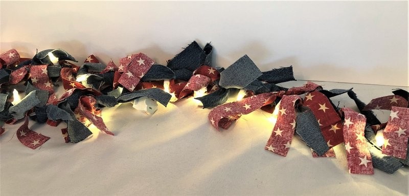 Patriotic 12 Ft Lighted Garland