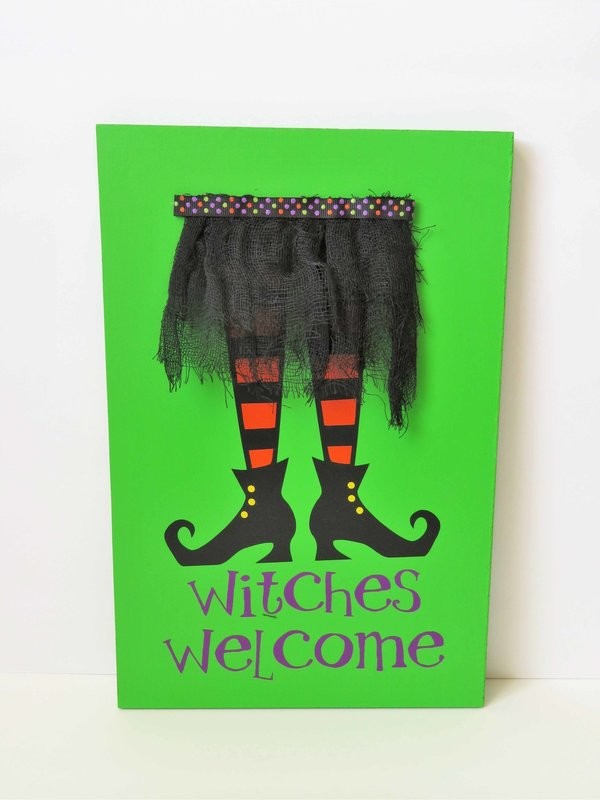 Witches Welcome Sign