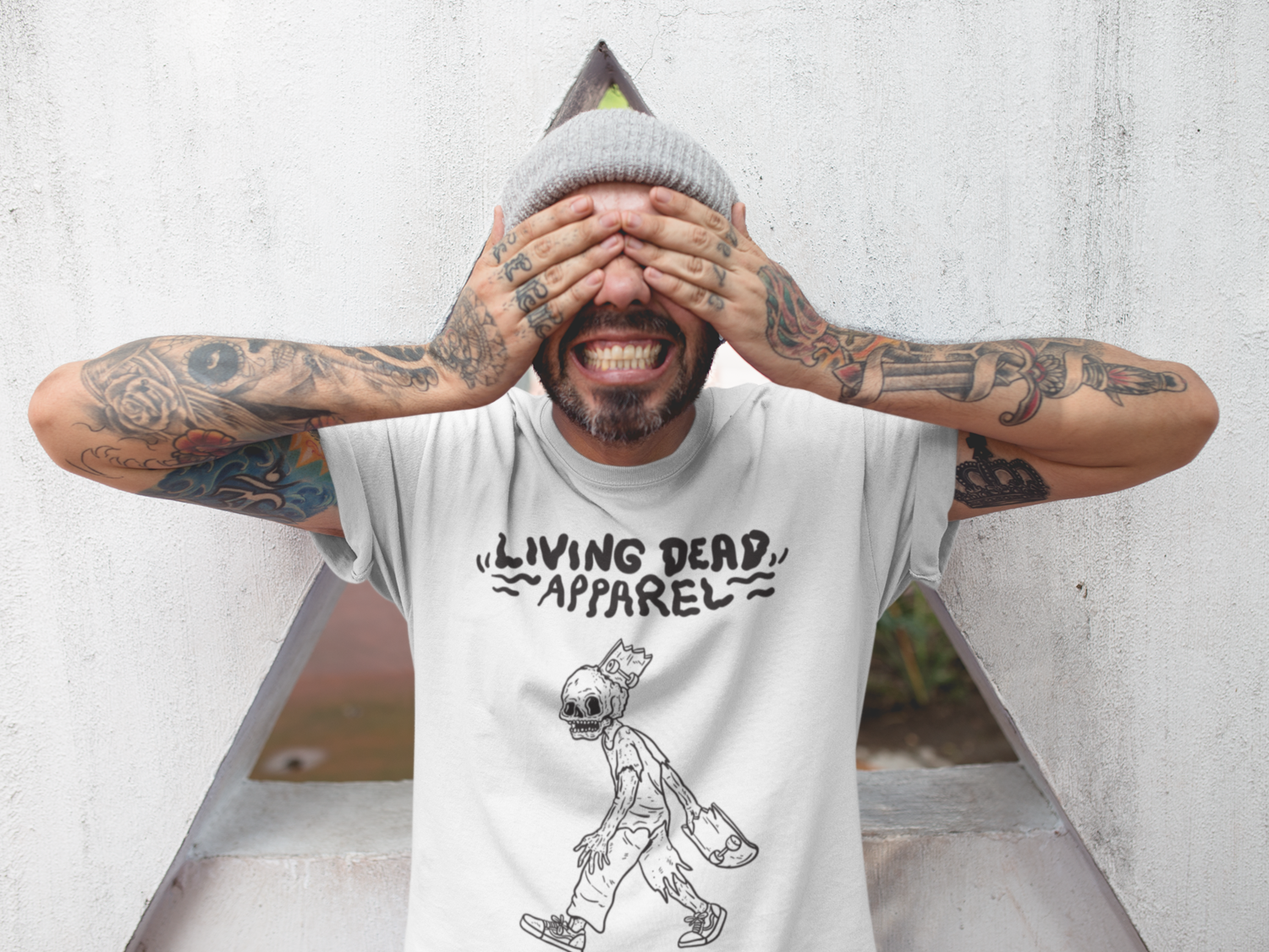 Zombie Skateboard Head Black T-Shirt