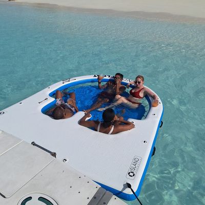 Island Float