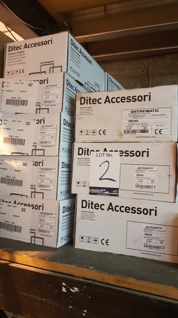 Lot 2 - Battery Kits