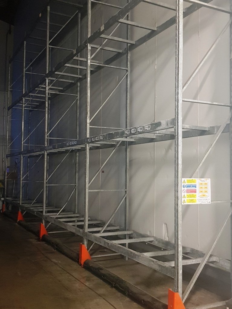 LOT 49 RACKING