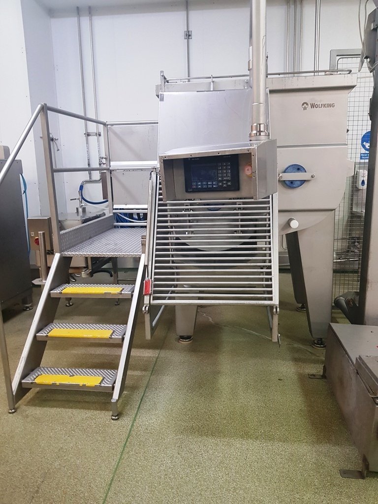 LOT 84 MIXER