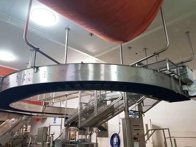 LOT 104 CONVEYOR