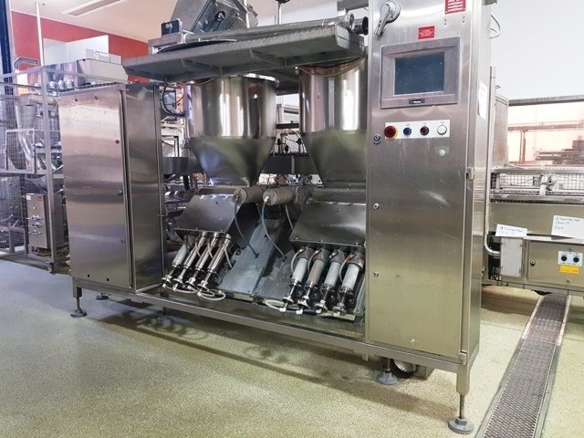 LOT 120 PISTON FILLER