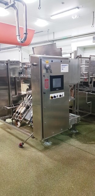 LOT 136 PISTON FILLER