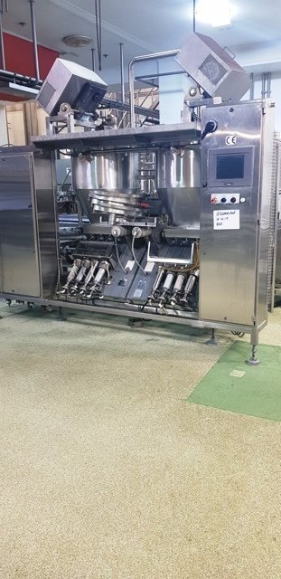 LOT 143 PISTON FILLER