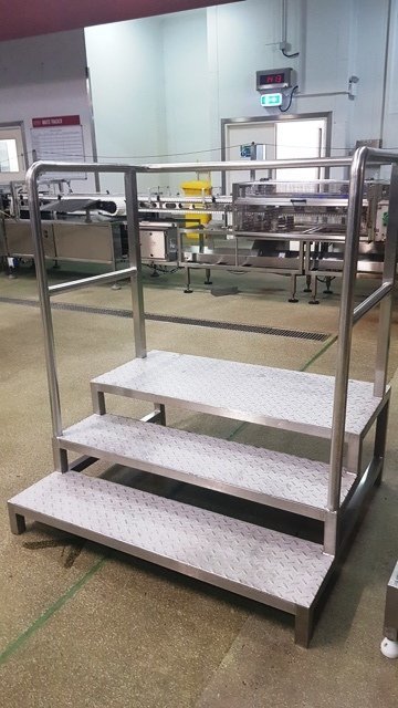 LOT 155 FOOD MACHINERY