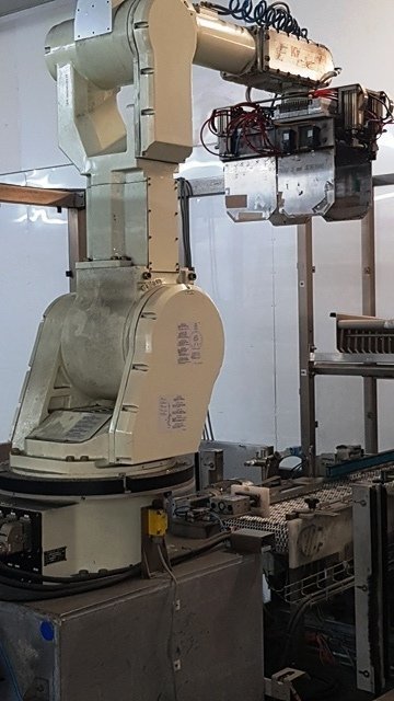 LOT 203 PACK ROBOT