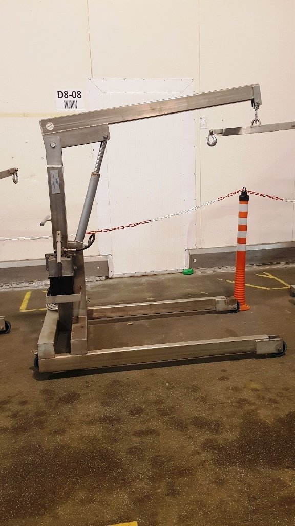 LOT 319 SS HOIST