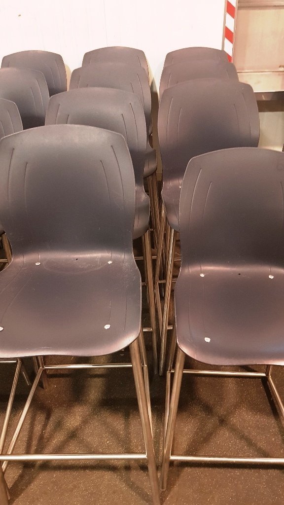 LOT 330 OP CHAIRS