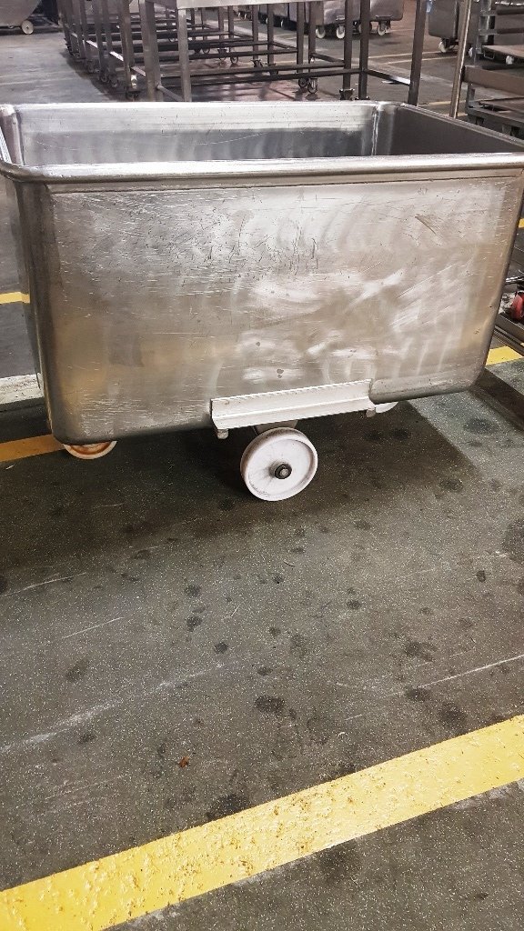 LOT 353 FOOD MACHINERY