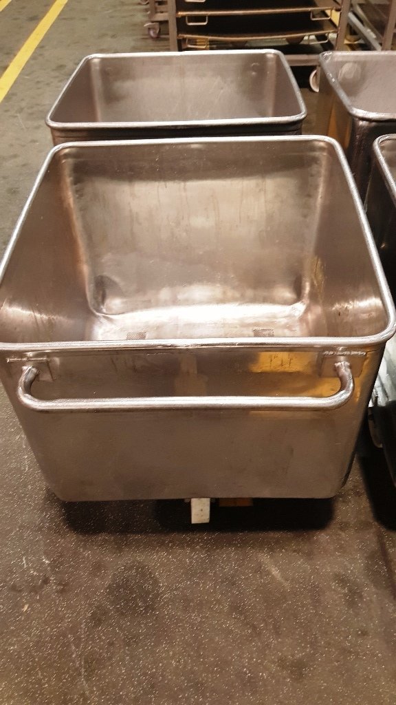 LOT 367 SS TOTE BINS