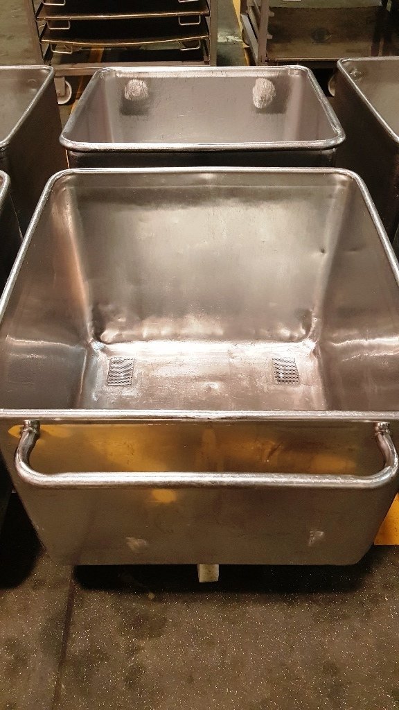 LOT 368 SS TOTE BINS