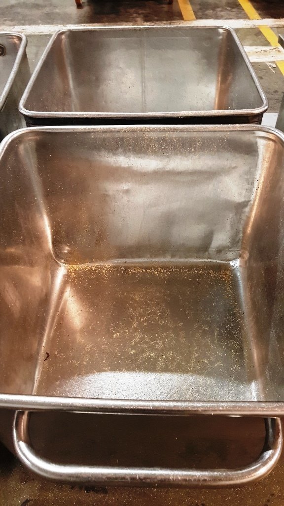 LOT 382 SS TOTE BINS