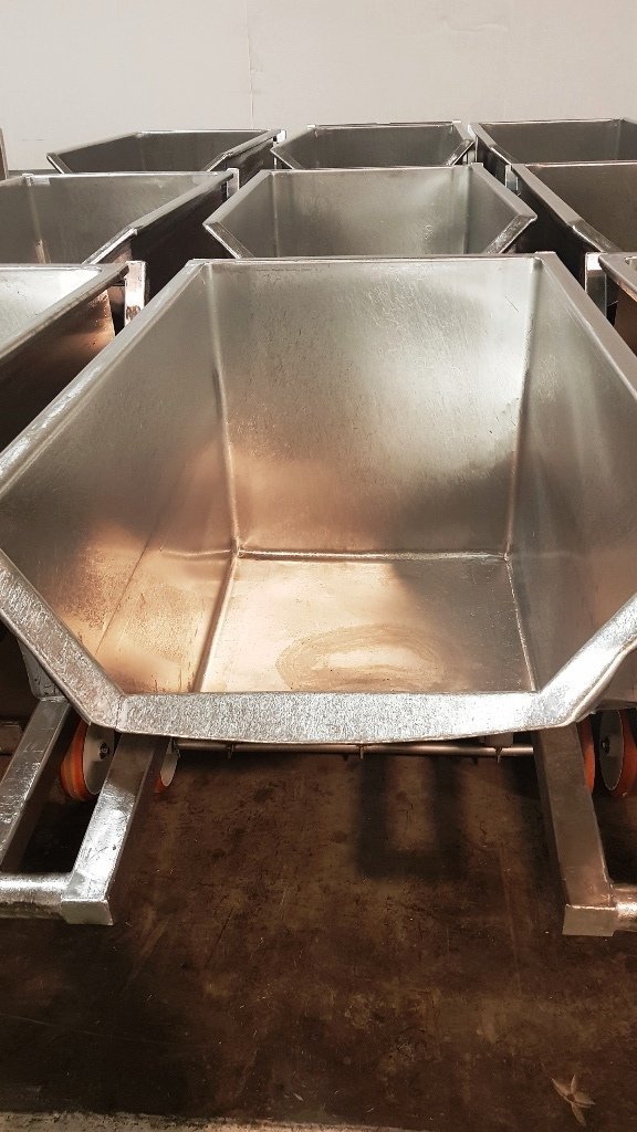 LOT 396 SS BINS