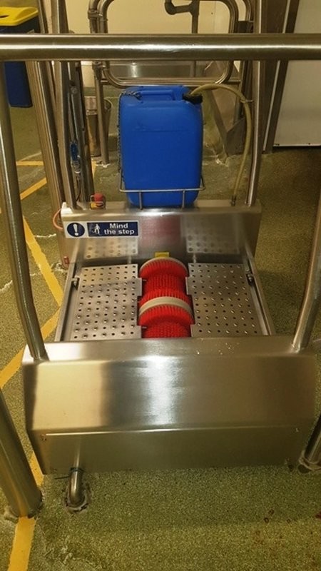 LOT 23 BOOT WASH