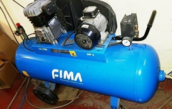 LOT 24 COMPRESSOR