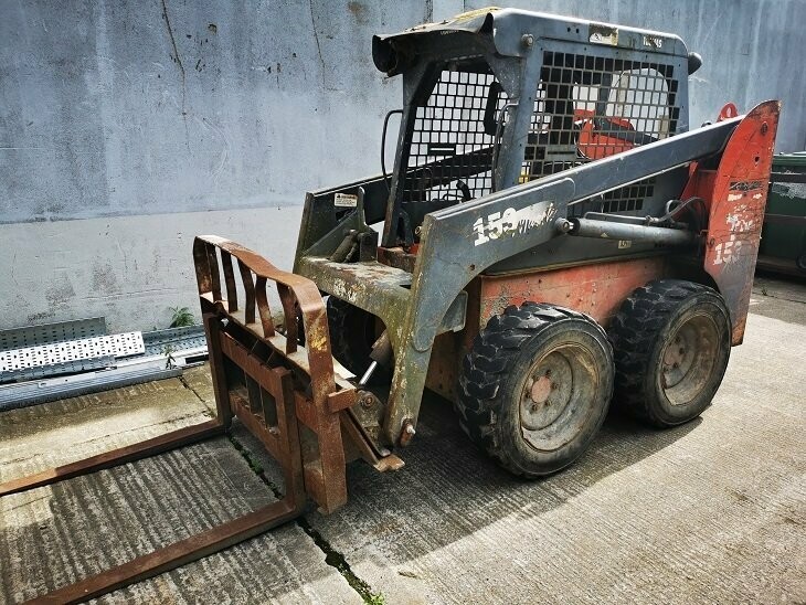 Lot 7 Thomas Skid Loader