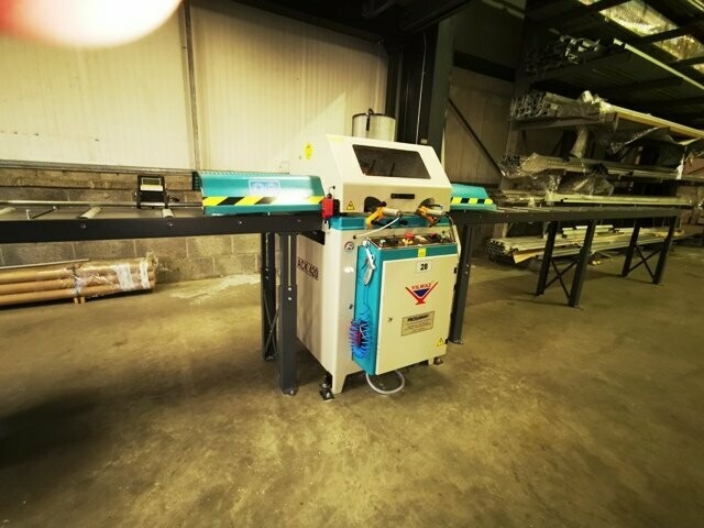LOT 14 - SAW