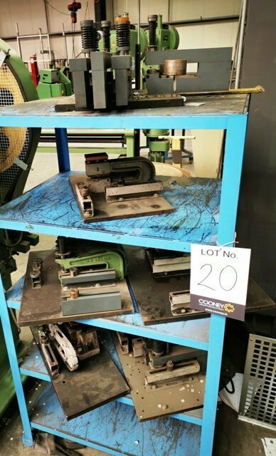LOT 20 - TOOLS